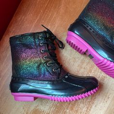 Sugar Zz Rainbow Glitter Skipper Rain Boots. Easy Pull On Boots With Laces. Excellent Condition, Never Worn. Boots With Laces, Sugar Shoes, Rainbow Glitter, Pull On Boots, Winter Rain, Rain Boots, Black Pink, Size 7, Glitter