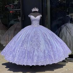 Luxury Glittering Lavender Off-Shoulder Quinceanera Dresses Vestidos D Purple Quince Dress, Ball Gown Corset, Lavender Quinceanera, Purple Ball Gown, Purple Quinceanera Dresses, Purple Quince, Quinceanera Themes Dresses, Off Shoulder Ball Gown, Quinceñera Dresses