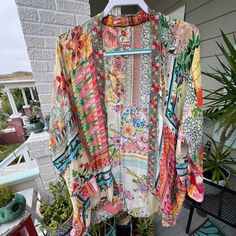 Johnny Was Floral Kimono. Size Large (Would Be Fine For Size 16). Gorgeous Embroidered Detail. Has Pockets. Rayon. Worn A Couple Of Times. Charles Faudree French Country, Charles Faudree, Floral Kimono, Johnny Was, Orange Pink, French Country, Color Orange, Pink And Orange, Size 16