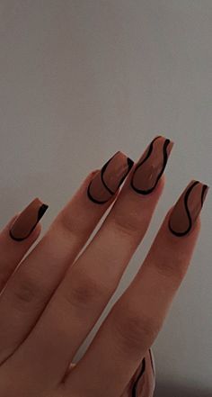 Black nails nude nails nail designs nail art aesthetic swirl designs inspo Brown And Black Nails Ideas, Black And Beige Nails Acrylic, Black Brown Nails Acrylic, Black Brown Nail Art, Brown Black Nails Design, Black Tan Nails, Brown And Tan Nail Designs, Nails Black And Beige, Beige And Black Nails Design