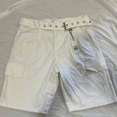 White Nwt Cargo Shorts Size S White Shorts With Belt Loops, White Wide Leg Shorts With Pockets, White Short Bottoms With Belt Loops, White Wide-leg Shorts With Pockets, White Short Length Bottoms With Belt Loops, White Utility Bottoms For Summer, Utility Bermuda Bottoms For Spring, Spring Utility Bermuda Bottoms, Utility Style Bermuda Bottoms For Spring