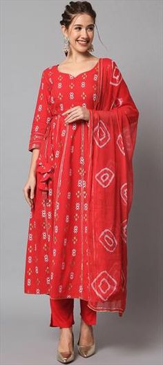 Red and Maroon color Salwar Kameez in Rayon fabric with Gota Patti, Printed work Luxury Red Floral Print Salwar Kameez, Party Wear Salwar Kameez, Party Wear Salwar, Wear Red, Maroon Color, Rayon Fabric, Wearing Red, Salwar Kameez, Anarkali