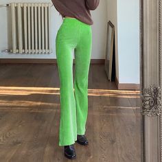 These cute and chic pants are the perfect addition to your wardrobe. Featuring a flat front, elastic waist for comfort and style and back pockets with a slightly flare leg. Made with a spandex, polyester, and corduroy blend and 7 fabulous colors from which to choose. Casual Green Flare Pants, Casual Green Flare Bottoms, Corduroy Flare Pants, Boot Stand, Chic Pants, Branded Scarves, Pink M, Winter Sweatshirt, Minimal Chic