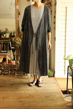 Mori Girl Fashion, Hijab Fashion Inspiration, Loose Fitting Dresses, Hair Clothes, Japanese Outfits, Comfort Wear, Happy Days, Linen Clothes, Modest Outfits