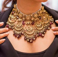 Inspiration Dress, Kundan Jewellery Bridal, Inexpensive Jewelry, Antique Jewellery Designs, Bridal Fashion Jewelry, Wedding Jewellery Collection, Indian Jewelry Sets, Diamond Necklace Set, Polki Jewellery