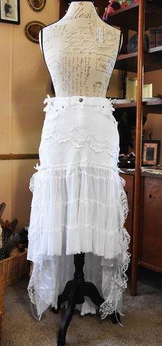 Style & Co. Petite, White Lace, Ribbon, Wedding, Bride, Festival, Unique One of A Kind Skirt - Etsy Vintage Fitted Wedding Bottoms, White Wedding Skirt With Attached Cancan, Vintage White Bottoms For Wedding, Bohemian Fitted Wedding Bottoms, Bohemian Fitted Bottoms For Wedding, Fitted Tiered Skirt For Wedding, Fitted Lace Skirt For Wedding, Bohemian Fitted Skirt For Wedding, Wedding Skirt With Lace Trim