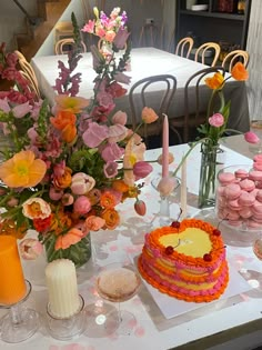 Birthday, birthday inspo, 21st birthday, vintage cake, spring flowers, candles, macaroons, aesthetic, scandi style, copenhagen style, vintage style, vintage fashion Birthday Table Cake Decoration, Birthday Outfit October, Spring 21st Birthday Party, Birthday Dinner Party Outside, Flower Birthday Cake Aesthetic, 21st Birthday Flowers, 21th Birthday Ideas, Spring Birthday Decorations, Spring Birthday Aesthetic