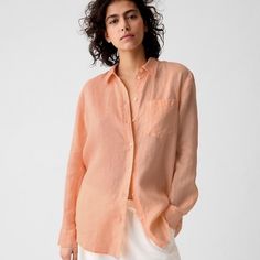 New W Tags Peach Outfits For Women, Peach Shirt Outfit, Ootd Syari, Long Sleeve Shirt Outfits, Peach Clothes, Peach Parfait, Oversized Shirt Outfit, Cherry Shirt, Gauze Shirt