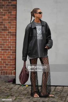 Cool Jacket Outfit, Black Lace Pants Outfit, Lace Trousers Outfit, Lace Print Pattern, Sheer Pants Outfit, Lace Pants Outfit, Black Lace Pants, Sheer Pants, Street Style Blog