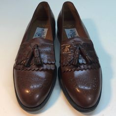 Bally Prestige Richfield Brown Leather Tassel Loafers Size 9 Made In Switzerland Never Worn Like New Formal Brown Dress Shoes With Tassels, Brown Oxfords With Tassels And Round Toe, Brown Leather Tassel Shoes For Galas, Brown Tasseled Leather Shoes For Galas, Brown Wingtip Loafers With Tassels, Brown Tasseled Dress Shoes For Galas, Brown Tassel Dress Shoes For Galas, Brown Leather Shoes With Tassels And Round Toe, Leather Wingtip Shoes With Tassels