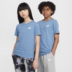 You can't go wrong with classic Nike style. Made from soft and breathable cotton, this tee has an easy fit that's perfect for all your daily adventures. Blue Athleisure T-shirt For Everyday, Casual Cotton Tops With Moisture-wicking, Basic Nike T-shirt Moisture-wicking, Casual Moisture-wicking T-shirt, Sporty Crew Neck Soft-washed T-shirt, Casual Solid Moisture-wicking T-shirt, Moisture-wicking Casual T-shirt, Sporty Soft-washed Crew Neck T-shirt, Casual Cotton T-shirt For Sports