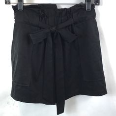 Windsor Womens Juniors Shorts Black Paper Bag Tie Waist Preppy Pockets Sz M New With Tags 005 Black Paper Bag, Daisy Duke Shorts, High Wasted Shorts, Black Leather Shorts, Tie Waist Shorts, Festival Shorts, Black Jean Shorts, High Waist Dress, Windsor Dresses