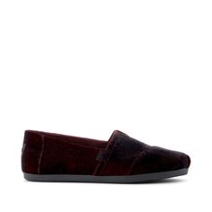 A gem of a shoe: Meet the jewel-tone Alpargata slip-ons. Made with a classic TOMS silhouette, burgundy velvet uppers and cushy CloudBound™ insoles, this shoe is packed with style and support. Wear with anything in your closet—from jeans to dresses. Velvet textile upper. RMAT Outsole: Premium rubber blend that provides cushion, rebound and durability. Removable Custom CloudBound™ foam insoles for all-day comfort and support. Elastic gore for easy fit. Canvas footbed. TOMS is a proud member of the Fair Labor Association—working with suppliers that conduct their businesses ethically, engage with workers, ensure safe working conditions, and establish human rights compliance and social responsibility. When you buy TOMS, you help fund access to mental health resources for the millions of people Luxe Travel, Dresses Velvet, Mental Health Resources, Burgundy Velvet, Rainbow Glitter, Social Responsibility, Fall Shopping, Jewel Tones, The Millions