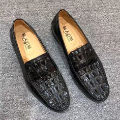 Enrich your shopping list wisely at GeraldBlack.com. Fashion Trend Leather Business Casual Italian Men's Luxury Classic Loafers For Breathable Formal #menshoesoninstagram #menshoes2017 #menshoes2018 #menshoes #menshoesph #menshoesfashions #menshoesstyle #menshoeshop #shoestore #menshoesonline #menshoes2019 #menshoesimport #menshoestore #menshoesshop #shoestyle #shoesaddict #shoesforsale #menshoesfashion #menshoesforsale #menshoestyle #menshoesaddict Classic Loafers, Round Toe Shoes, Shoe Insoles, Genuine Leather Shoes, Autumn Season, Mens Luxury, Italian Luxury, Mens Fashion Shoes, Spring And Autumn