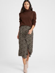 Crepe Ruffled Midi Skirt | Banana Republic Business Casual Fall, Cotton Midi Skirt, Clothing Haul, Autumn 2022, Satin Midi Skirt, Trendy Fall Outfits, Black Midi Skirt, Casual Work, Business Casual Outfits