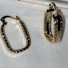 Gold-Filled Spring Hoop Earrings For Everyday, Everyday Metal Hoop Earrings For Summer, Hoop Jewelry For Everyday Spring Wear, Elegant Hoop Earrings For Summer, Everyday Summer Metal Hoop Earrings, Chic Small Hoop Earrings For Spring, Spring Hoop Jewelry For Everyday Wear, Chic Everyday Spring Jewelry, Spring Hoop Jewelry For Everyday