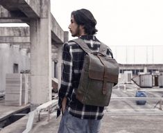 "Waxed Canvas Backpack Men, Diaper Backpack, Mens Laptop Backpack, Leather Canvas Rucksack, Travel Trip Bag, School Bag, Perfect for Traveling ◇Measurement: *Weight: 0.85 kg *Size: 30cm(L) x 10.5cm(W) x 40cm(H) / 11.81\" (L) x 4.13\"(W) x 15.74\" (H) ◇Color: Grey ◇Material: Made from Oil Waxed Canvas With Full Grain leather (Crazy Horse Leather ) ◇Feature: * 1 Zipper Pocket; 1 Money Pocket, 1 Cell Pocket, Pen Slot; 1 Laptop Compartment * Oil Waxed canvas + Encryption canvas + Cotton Lining +Craz Rugged Backpack For Everyday Use, Durable Backpack For Daily Use, Urban Leather Backpack For Outdoor, Urban School Backpack, Trip Bag, Canvas Backpack Men, Waxed Canvas Backpack, Laptop Backpack Mens, Biking Backpack