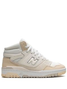 beige leather panelled design branded heel counter embossed logo to the side logo patch at the tongue front lace-up fastening round toe flat rubber sole These styles are supplied by a premium sneaker marketplace. Stocking only the most sought-after footwear, they source and curate some of the most hard to find sneakers from around the world. New Balance 650, Beige Sneakers, Suede Fabric, New Balance Shoes, Embossed Logo, Womens Shoes Sneakers, Patch Logo, New Balance, Calf Leather