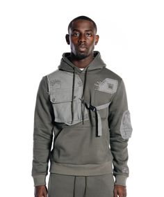 60% Cotton, 40% Polyester Functional Hooded Sweatshirt With Kangaroo Pocket, Functional Hooded Sweatshirt With Pockets, Techwear Fleece Hoodie With Pockets, Hooded Sweatshirt With Pockets For Outdoor Activities, Functional Hooded Hoodie With Kangaroo Pocket, Fall Techwear Sweatshirt With Pockets, Functional Cotton Hoodie For Streetwear, Functional Hoodie With Kangaroo Pocket, Cotton Sweatshirt With Pockets For Outdoor Activities