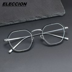 Eyewear Trends, Fashion Eyeglasses, Nose Bridge, Eyewear Fashion, Flats Top, Modern Aesthetics, Eye Glasses, Green And Gold, Black Silver