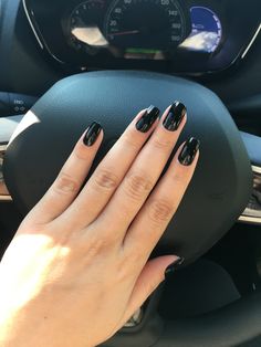 Short Round Black Nails, Black Round Nails, Gold Nails Prom, Black Prom Nails, Rockstar Nails, Acrylic Nail Designs Coffin, Black Coffin Nails, Black Acrylic Nails, Classy Acrylic Nails