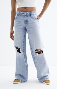 Casey Light Indigo Ripped Knee Low Rise Baggy Jeans Ripped Baggy Jeans, Fall Wishlist, Low Rise Baggy Jeans, Slim Fit Cargo Pants, Baggy Jeans Outfit, Jeans Pacsun, Jeans Outfit Women, Pacsun Jeans, Curve Jeans