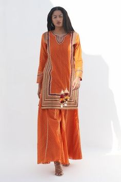 Shop for Nadima Saqib Orange Chanderi Jaquard Mirror And Resham Embroidered Kurta for Women Online at Aza Fashions Full Sleeve Kurta, Tassel Ornament, Resham Embroidery, Kurta For Women, Pattern Embroidery, Fashion App, Full Sleeves, Womens Tunics, Aza Fashion