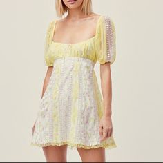 Bought For A Wedding But Ended Up Choosing A Different Option- Took The Tags Off Like A Rookie And Now I Can’t Return It And It No Longer Fits Would Love To See It Go To A Good Home Beautiful Lace Details Perfect For Wedding, Graduation,Rush Events Etc! No Rips/Tears/Flaws Yellow Floral Print Dress For Wedding, Fitted Mini Dress With Lace Trim For Wedding, Floral Print Mini Dress For Wedding, Yellow Dress With Sweetheart Neckline And Fitted Bodice, Yellow Mini Dress For Spring Wedding, Yellow Mini Dress For Wedding, Fitted Yellow Dress For Wedding, Spring Wedding Yellow Mini Dress, Yellow Fitted Dress With Sweetheart Neckline