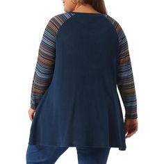 This plus size top is a stretchy, lightweight, soft, and comfortable, striped patchwork raglan long-sleeve women's round neck top with a front pocket and 2 side pockets. The flowing loose hem design is very flattering and chic to cover the tummy. This plus size casual top is suitable for spring, summer, autumn, and winter, and can be easily dressed up or down, and can be used for work, office, party, shopping, travel, vacation, or daily life. This fall women's top can not only be easily paired w Oversized Flannel, Casual Tunics, Round Neck Top, Satin Shirt, Office Party, Street Style Chic, Plus Size Top, Shopping Travel, Roll Up Sleeves