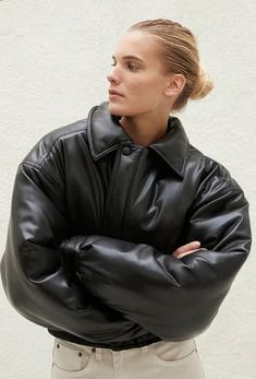 Express yourself in this oversized soft sheepskin leather bomber jacket.An instant upgrade to your spring wardrobe.Genuine leather. Collection Moodboard, Activewear Photoshoot, Oversized Leather Jacket, Blond Amsterdam, Stefan Janoski, Womens Jackets, Saint Laurent Paris, Vintage Leather Jacket, Leather Shirt