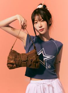 patched-buckle-shoulder-bag-oa426 / Brown Y2k Style Streetwear Bag, Retro Shoulder Bag For Streetwear, Casual Everyday Shoulder Bag With Buckle Closure, Star Style, Solid Black, Fashion Collection, Women's Fashion, Buckle, Street Style