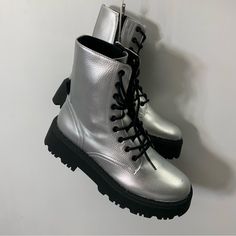 Zara Kids Combat Boots Silver Size 5 Nwt Silver Combat Boots, Silver Casual Boots For Spring, Casual Silver Boots For Spring, Silver Closed Toe Boots For Spring, Silver Spring Boots, Silver High-top Boots For Winter, Trendy Silver Boots For Winter, Silver Round Toe Boots For Spring, Silver Leather Winter Boots