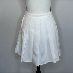 For Every Sport You Like. With A Zipper On The Side. Has A Linen Short And A Pocket On The Side. Preppy White Mini Tennis Skirt, White Preppy Mini Tennis Skirt, White Preppy Tennis Skirt For School, White Skort For School, White Cotton School Skirt, White Fitted Tennis Skirt For School, Preppy White Mini Skirt For School, Preppy White Cotton Pleated Skirt, White Bottoms For School In Spring