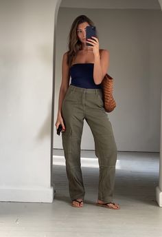 Khaki Green Shirt Outfit, Green Pants Outfit Summer, Green Khaki Pants Outfit, Olive Green Shirt Outfit, Summer Wineries Outfit, Olive Green Pants Outfit, Green Shirt Outfits, Athleisure Aesthetic, Flare Outfit