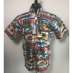 Reyn Spooner Hawaiian Shirt Christmas Santa Claus Mele Kalikimaka Size Small New With Tags Flat Measurements: Length: 29 Inches Sleeve Length: 10.5 Inches Shoulder Width: 18.5 Inches Armpit To Armpit: 22.5 Inches (45 Inches Chest) Classic Fit Made In Korea 55% Cotton 45% Polyester Material (Woven) Extra Buttons Msrp - $98 Rack 2 Casual Fitted Multicolor Hawaiian Shirt, Fitted Multicolor Casual Hawaiian Shirt, Multicolor Printed Holiday Tops, Multicolor Printed Tops For Holiday, Casual Short Sleeve Hawaiian Shirt For Holiday, Casual Short Sleeve Shirt For Holiday, Hawaiian Holiday Top With Short Sleeves, Hawaiian Short Sleeve Top For Holiday, Hawaiian Style Short Sleeve Top For Holiday