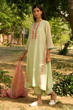 Light green kurta with contrasting pink floral embroidered bel pattern neck and sides. Comes with embroidered hem pant and floral printed dupatta. - Aza Fashions Embroidered Hem, Kurta Set For Women, Printed Dupatta, How To Hem Pants, Kurta Set, Pants Pattern, Set For Women, Floral Printed, Cotton Silk