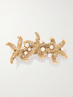 Jennifer Behr's 'Thalassa' hair clip takes its name from the Greek word for 'sea'. Made from gold-tone metal, it's molded with a trio of starfish and adorned with lustrous faux pearls. Christmas Hair Clips, Eva Hair, Starfish Hair Clip, Designer Hair Accessories, Gold Hair Accessories, Jennifer Behr, Pearl Hair Clip, Jane Birkin, Pearl Headband