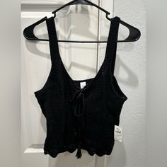 Nwt Old Navy Black Crotchet Tie Tank Top. From A Smoke And Pet Free Home Black Casual Sleeveless Crochet Top, Black Sleeveless Crochet Top Casual, Black Sleeveless Casual Crochet Top, Black Crochet Casual Tops, Casual Black Crochet Tops, Black Sleeveless Knit Crochet Top, Black Sleeveless Crochet Knit Top, Black Crochet Lace Tops For Vacation, Casual Black Crochet Knit Top