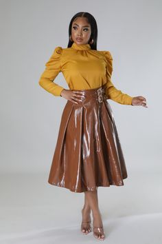 Pleated Leather Skirt, Pleated Skirt Set, Shiny Skirts, Leather Outfits Women, Leather Pleated Skirt, Modern Pinup, Expensive Taste, Skirt Pleated, Stretch Skirt