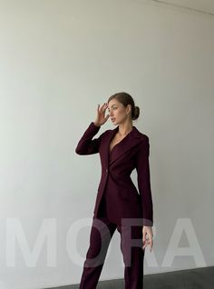 Suits are available in 6 major sizes according to our size chart. Models are wearing a size S Blazer length is 27,1 inches or 69cm Sleeve length is 24,4 inches or 62 cm Pants outer seam length is 39,3 inches or 100 cm Vest length is 18,5 inches or 47 cm XS= 2 US numeric BUST 32-34 inches or 82-86 cm WAIST 23-24.8 inches or 59-63 cm HIPS 33-35 inches or 86-90 cm S= 4 US numeric BUST 34-35 inches or 86-90 cm WAIST 25-26 inches or 63-67 cm HIPS 35-37 inches or 90-94 cm M = 6 US numeric BUST 35-37 i Dark Purple Womens Suit, Burgundy Suit Women, Office Wear For Women, Maroon Suit, Office Women, Womens Blazer, Burgundy Suit, Office Wear Women, Hip Ups