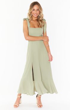 Sage Green Dress Modest, Wedding Colours, Sage Dress, Dress Champagne, Waist Sash, Sleeveless Outfit, Spaghetti Strap Maxi Dress, Legging Sport, Design Clothes