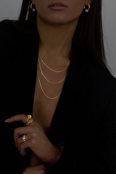 A sleek and versatile piece in the Hydez Essential Collection, the York 18K Gold vermeil snake chain necklace smooth and reflective design drapes on your neck like liquid gold. Slightly more slender than the Elliot necklace, York has the perfect balance of elegance and simplicity, to effortlessly transition from day to night. Material: 18K Gold VermeilWidth: 1 mmLength: Available in 16", 18" and 20" What is 18K Gold Vermeil?: 3 microns of 18K Gold over Sterling Silver. Vermeil is far more durabl Luxury Minimalist Jewelry For Fashion Statement, Minimalist Luxury Jewelry For Everyday, Elegant Luxury Jewelry For Everyday, Gold Chain Jewelry Women Layered, Luxury Jewelry With Elegant Design For Everyday, Luxury Chic Gold Jewelry, Luxury High-quality Elegant Jewelry, Luxury Fine Jewelry For Everyday Luxury, Elegant Luxury Jewelry With Gold Accents