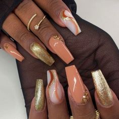 90 Trending Fall Nail Colors & Designs (2022) - The Trend Spotter Fall Nail Art Designs, Colorful Nail Designs, Fall Nail Colors, Dipped Nails, Autumn Nails