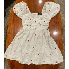 Brand New! In Perfect Condition Never Wore Cider Cherry Womens Dress. Very Pretty Cherries And White Material(100% Cotton). Size Medium Cherry Embroidery, Mini Dress Short Sleeve, Embroidery Mini, Dress Short Sleeve, Womens Dress, Dress Short, White Material, Forever 21 Dresses, 21 Dresses