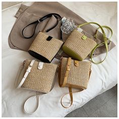 Summer Rectangular Box Bag With Adjustable Strap, Trendy Rectangular Straw Bag With Phone Pocket, Portable Rectangular Bucket Bag For Beach, Trendy Square Straw Bag With Phone Pocket, Trendy Square Straw Bag With Mobile Phone Bag, Trendy Square Box Bag For Beach, Trendy Natural Rectangular Box Bag, Trendy Square Straw Bag With Mobile Phone Holder, Casual Summer Crossbody Box Bag