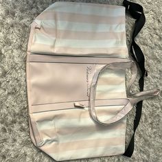 Nwt Vs Duffle Bag- Large. Pink And White Stripe. White Large Capacity Shoulder Bag For Weekend, White Weekend Shoulder Bag, White Shoulder Bag For Weekend, White Weekend Bag With Adjustable Strap, White Duffle Bag With Large Capacity For Weekends, White Shoulder Bag With Adjustable Strap For Weekend, White Large Capacity Duffle Bag For Weekend, White Zipper Shoulder Travel Bag, Chic White Bag For Weekend