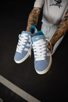 Adidas Campus Blue, Baby Blue Shoes, Campus Outfit, Adidas Baby, Trendy Shoes Sneakers, Adidas Spezial