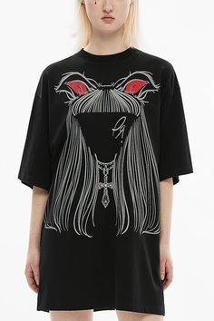 Fabric: Cotton Color: Black Collar: Round Collar Sleeve Length: Short Sleeves Feature: Print Style: Punk Clothing Type: T-Shirt Include: T-Shirt*1 (Any of the accessory is not included.) Size(IN) Length Bust Shoulder Width Sleeve Length Cuff Around Hem XS-S 31.50 46.85 21.26 10.43 17.72 48.03 M-L 32.28 50.00 22.05 10.83 18.50 51.18 XL-2XL 33.07 53.15 22.83 11.22 19.29 54.33 Size(CM) Length Bust Shoulder Width Sleeve Length Cuff Around Hem XS-S 80 119 54 26.5 45 122 M-L 82 127 56 27.5 47 130 XL-2XL 84 135 58 28.5 49 138 Punk T Shirt, Punk Clothing, Punk Outfits, Style Punk, Hair Girl, Long Hair Girl, Loose Shorts, Print Style, Girls Prints