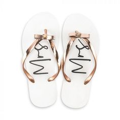 Click here to find out the DELIVERY DATE! Pretty Flip Flops, Bridesmaid Flip Flops, Beach Footwear, Mrs White, Comfy Flip Flops, Gold Flip Flops, Wedding Flip Flops, Comfortable Flip Flops, Honeymoon Outfits