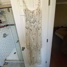 Cache Brand, Size 4 But Fits An Xsmall To Small. Slip Dress Fit. Built In Cups For Support. Side Zipper And Clasp Sheer Beaded Dress, Vintage Graduation Dress, Slip Dress Layering, Tye Dye Maxi Dress, Long Shift Dress, Dress Layering, Wedding Event Dresses, Beaded Maxi Dress, Cache Dress